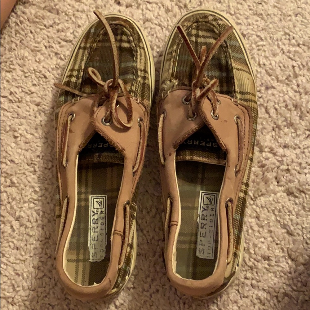 Plaid Corduroy Sperrys